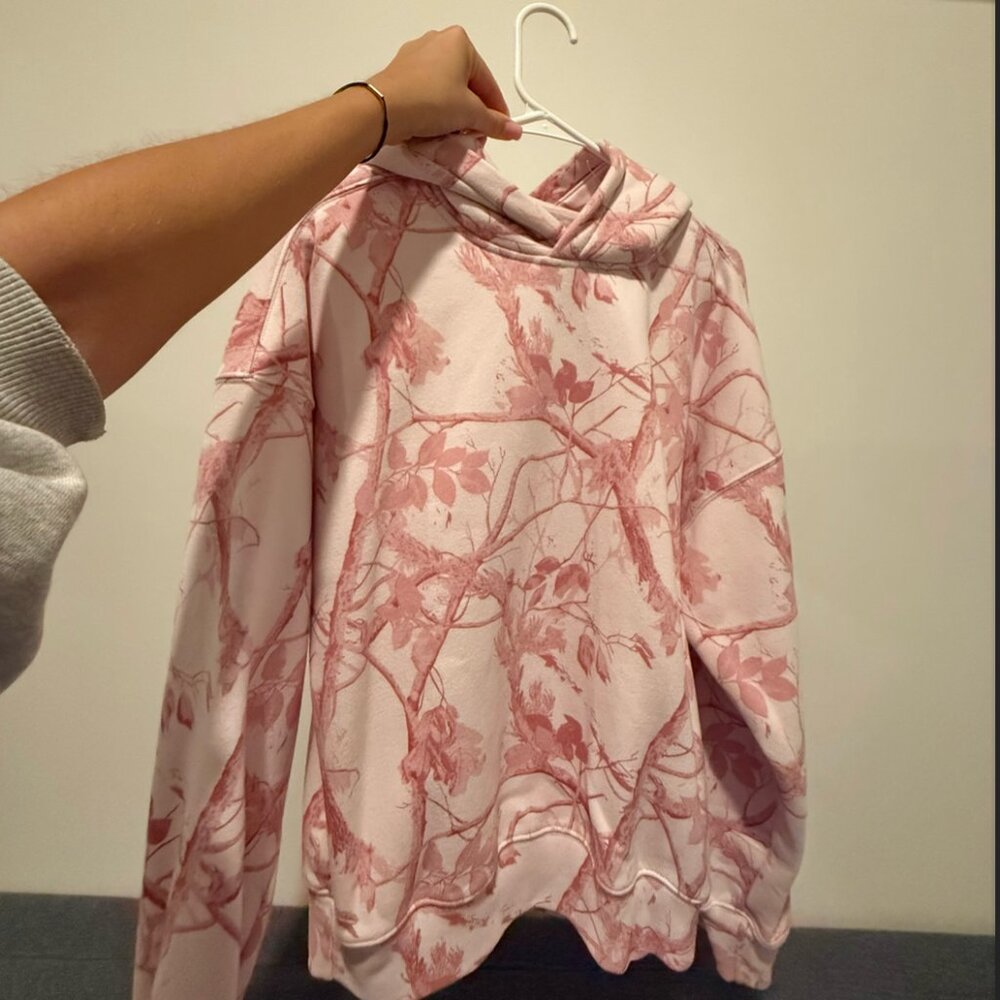 ABERCROMBIE Pink Camo Sweatshirt